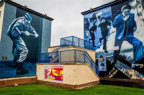 Derry Murals: The Troubles of Northern Ireland - Travel Addicts