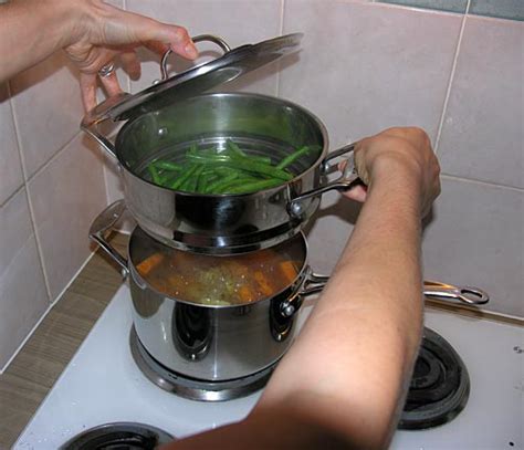 Steaming veggies while cooking vegetables!