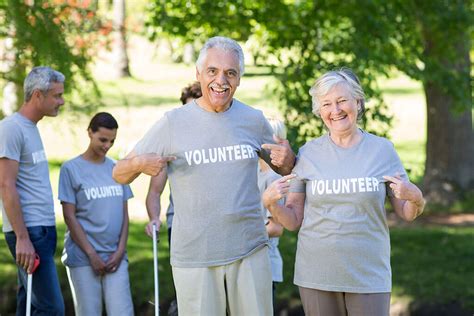 Top Volunteering Ideas For Seniors - Conservatory Senior Living