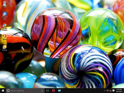 12 Best Windows 10 Themes | Beebom