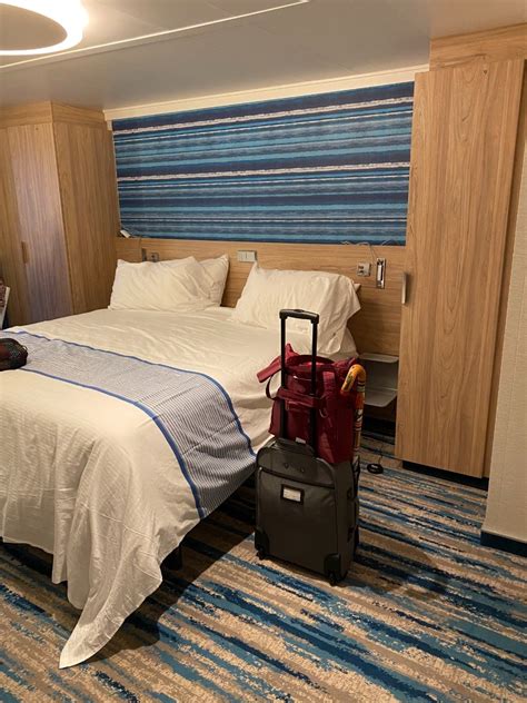 Mardi Gras (FAC) Fully accessible cabins - Carnival Cruise Lines ...