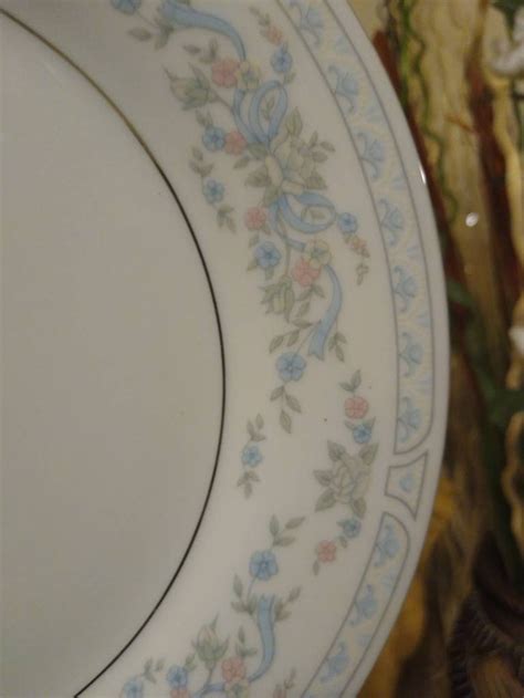 Crown Ming Fine China. Pattern: Rose Point. Assorted Serving Pieces. - Etsy