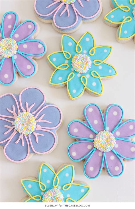 Flower Sugar Cookies | The Cake Blog