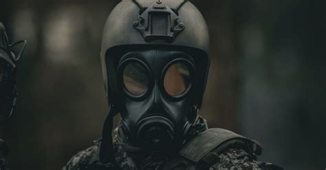 How To Keep US Military Gas Mask From Fogging