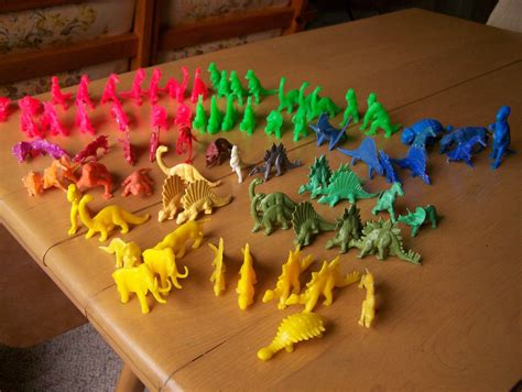 Vintage 1960s Plastic Dinosaur Toys collector's lot of | Etsy | Dinosaur toys, Retro toys ...