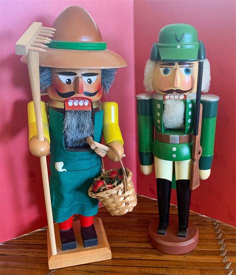 Vintage Authentic German Nutcrackers: Erzgebirge & Steinbach. | German nutcrackers, Handmade ...