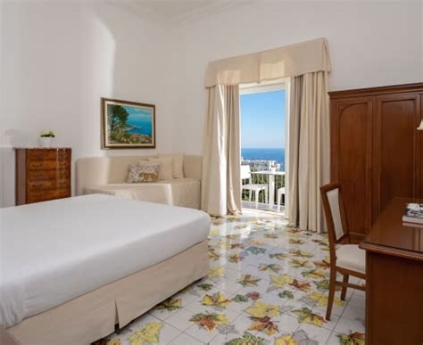 Triple room sea view - Capri Island - Hotel Syrene