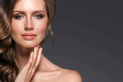 Three minimally invasive beauty enhancements that offer natural results | ASPS