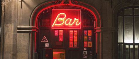 Nightlife in Barcelona - FULL Guide 2018 (Dress Code, Clubs + Where to go)