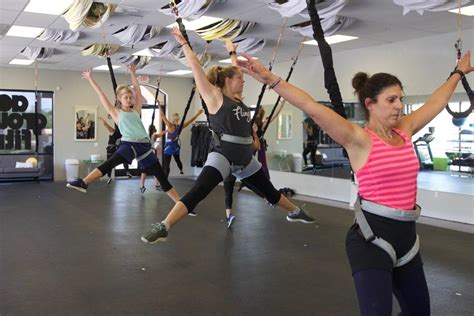 Bungee workout is harder than it looks, fitness expert says | Sports | ahwatukee.com