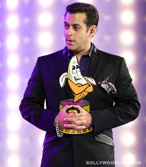 The 3rd BollywoodLife awards 2013: Salman Khan beats Shahrukh Khan and ...