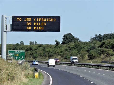 Variable Message Sign, Eastbound A14 © David Dixon :: Geograph Britain and Ireland