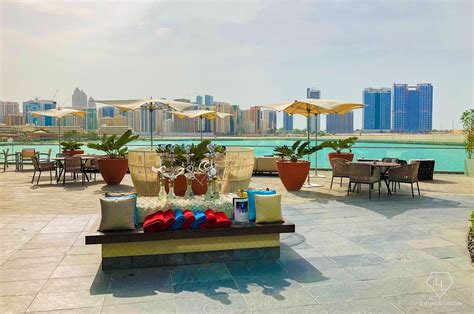 Hotel Review: Rosewood Abu Dhabi