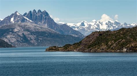 Chilean Fjords & Scenic Shores - 2025 Dates & Pricing - Santiago (Valparaíso) to Ushuaia | Viking®