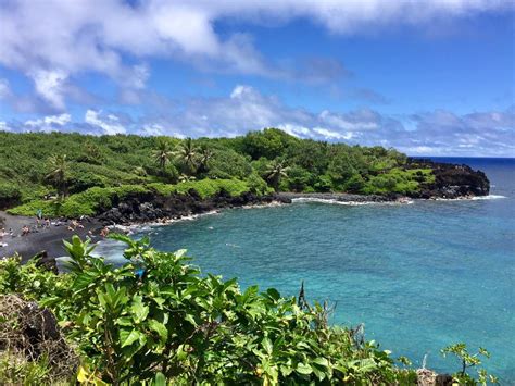 Waianapanapa Black Sand Beach Trail - Waianapanapa State Park, HI | MyHikes