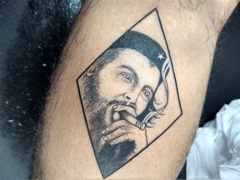 che guevara tattoo by : Art Of Heart Tattoos Heart Tattoos, Cute ...