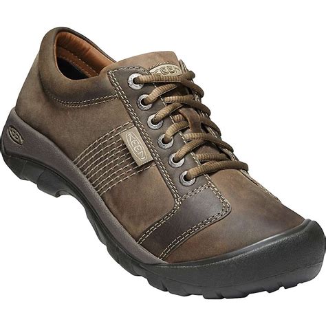 KEEN - KEEN Men's Austin Leather Casual Walking Shoes - Walmart.com ...