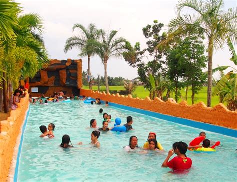 5 Top Family Activities in the Philippines During the Rainy Season | Philippine Primer