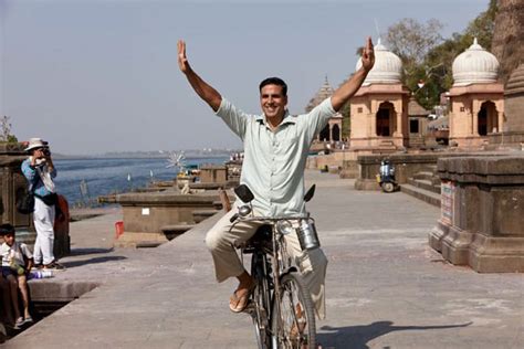 ‘PadMan’ – Akshay Kumar, A Superhero for our Troubled Times – Lassi With Lavina