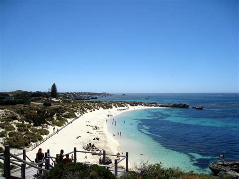 10 of Perth's best beaches including the hidden gems