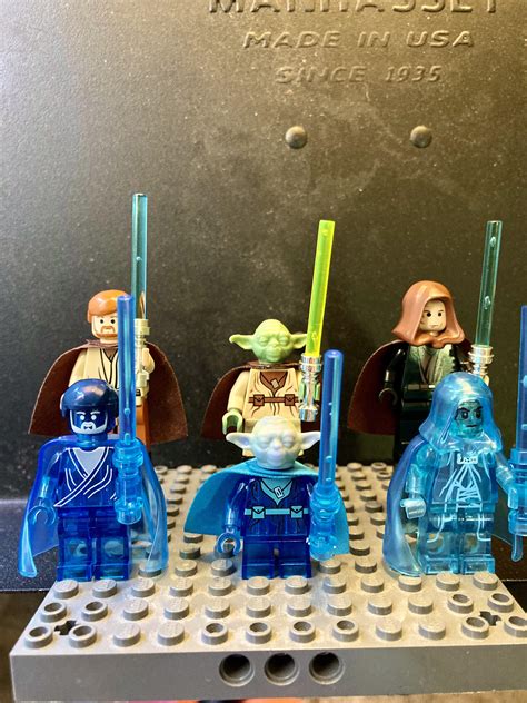 Star wars force ghost minifigures: Obi-Wan, Yoda, Anakin : r/buildingblocks