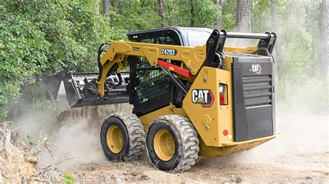 Caterpillar unveils 16 new D3 Series skid steers and CTLs