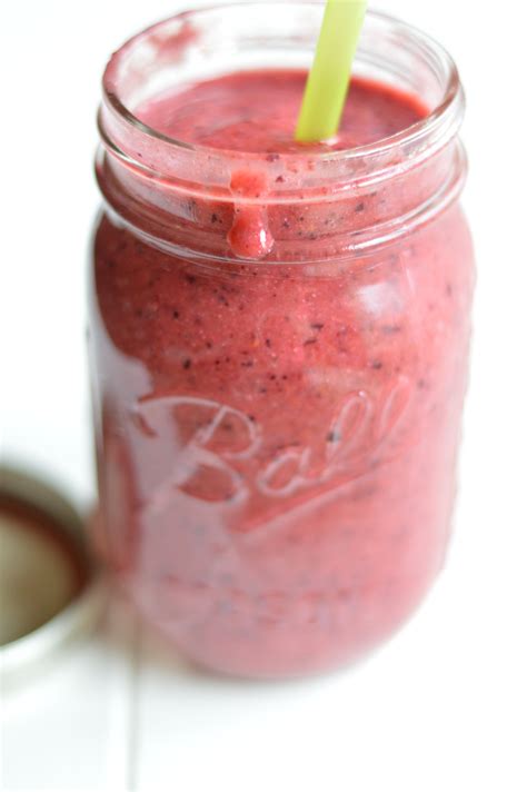 Mixed Berry Smoothie – Citrus & Delicious