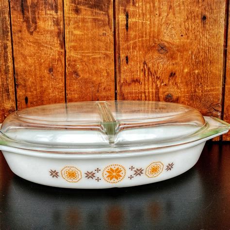 Vintage Pyrex Divided Casserole Dish With Lid, Collectible Pyrex Town and Country, Oven to Table ...