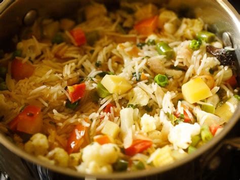 Veg Pulao Recipe (Mix Vegetable Pulav)