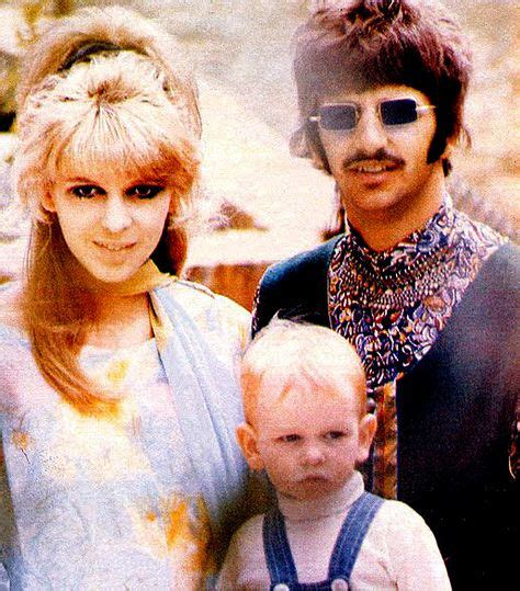 Ringo Starr looking psychedelic with his family in the 60s. | Beatles girl, Ringo starr, The beatles