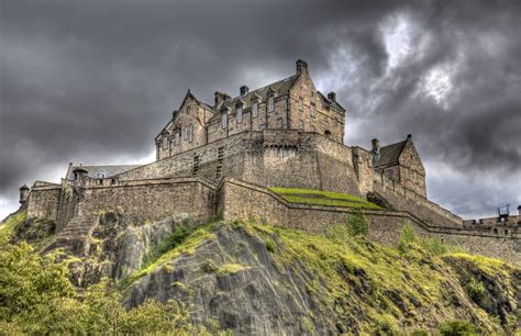 Edinburgh Castle, A historic Fortress In Scotland - Found The World