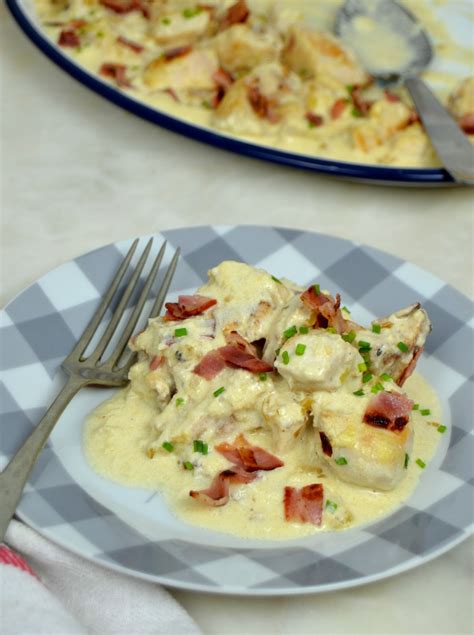 Pollo con salsa de queso y bacon | Cuuking! Recetas de cocina