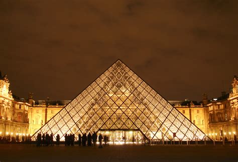 6 Modern Pyramids that Show Timeless Geometry is Here to Stay | ArchDaily