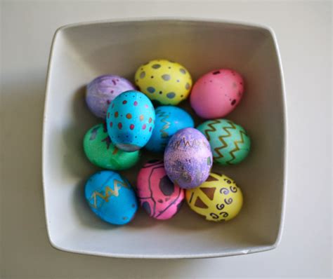 The Quick Journey: DIY | Metallic Easter Eggs