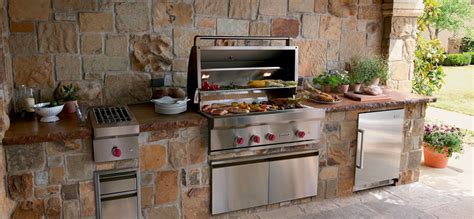 Wolf Grills & Outdoor Kitchens | Bray & Scarff