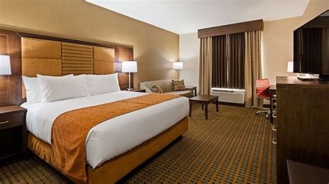 BEST WESTERN PLUS HINTON INN & SUITES - Updated 2024 Prices & Hotel ...