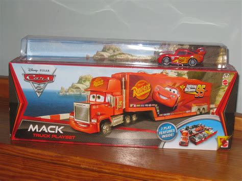 Dan the Pixar Fan: Cars 2: Mack Truck Playset