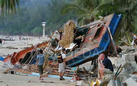 Tsunami Patong Phuket Thailand | Photography by DEDDEDA