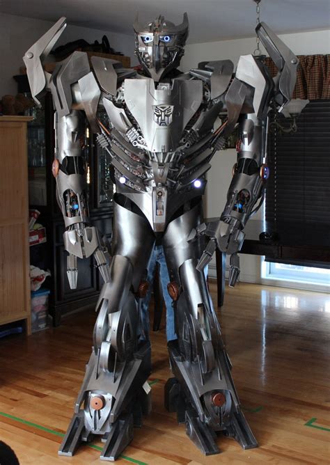 Impressive Custom Made TRANSFORMERS Costume! — GeekTyrant