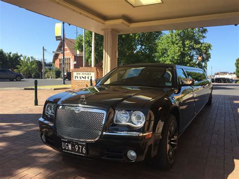 Black Limousine Melbourne - Melbourne Wedding Cars - Wedding VIC