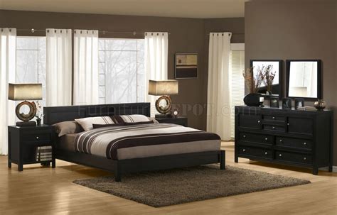 Dark Espresso Finish Modern Bedroom Set With Platform Bed