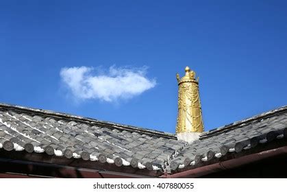 Tibetan Temple Architecture Stock Photo 407880055 | Shutterstock