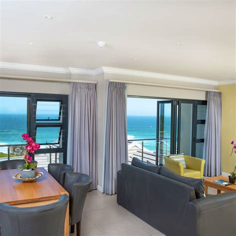 Two Bedroom Suite @ Brenton Haven Beachfront Resort | LekkeSlaap