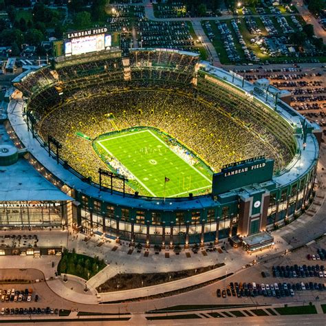 Crestron Creates Advanced Lighting Control System for Lambeau Field - Commercial Integrator