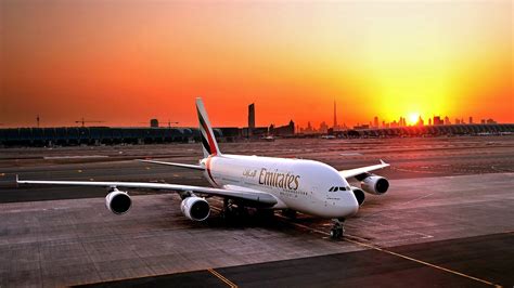 Emirates Airbus A380 Night Landing Dubai Wallpapers - 1920x1080 - 476482