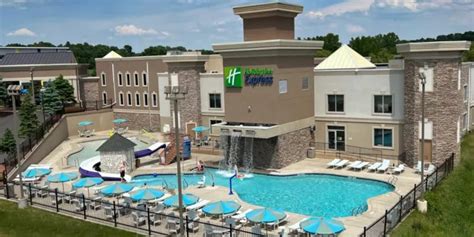 Reedsburg Hotels | Top 5 Hotels in Reedsburg, Wisconsin by IHG