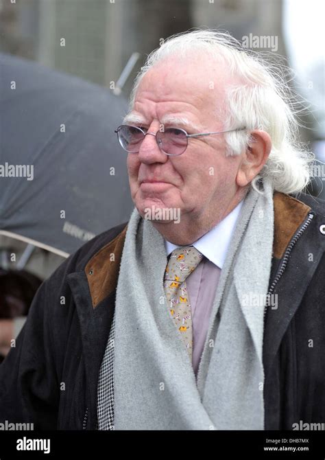 Paddy reilly funeral barney mckenna hi-res stock photography and images - Alamy