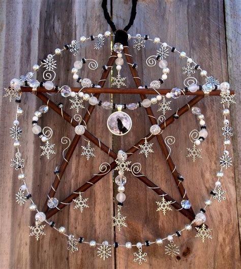 Winter Solstice Pentacle | Wiccan crafts, Pagan crafts, Pagan yule