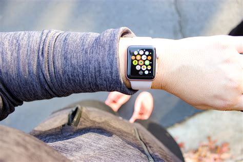 Apple Watch Review for Fitness | just peachy blog