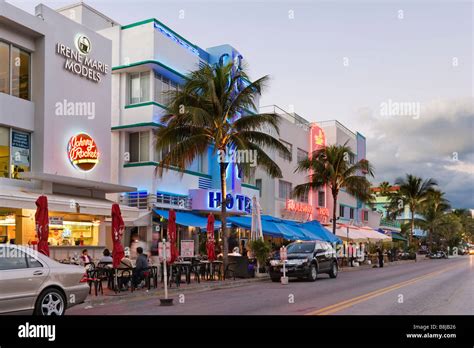 Art Deco Hotels and Restaurants on Ocean Drive at dusk, South Beach ...